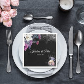 Elegante Zwarte Paarse Gotische Bloemenskelet Brui Servet