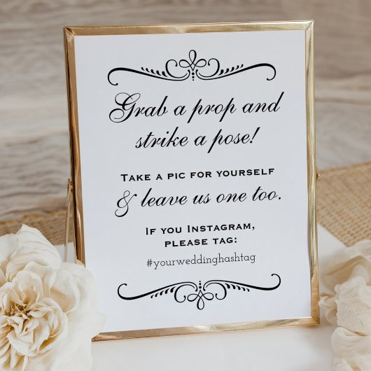 Elegante Zwarte Pak een Prop Bruiloft Photo Booth Poster