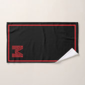 Elegante zwarte & rode gepersonaliseerde monogram bad handdoek (Handdoek)