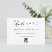 Elegante Zwarte Witte Trouwdag Aangepaste QR Code RSVP Kaartje (Staand voorkant)