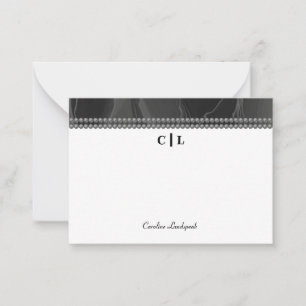 Elegante zwarte zijden parels monogram initiaal notitiekaartje