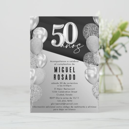 Elegante zwarte zilveren ballonnen 50e verjaardags kaart (Staand voorkant)