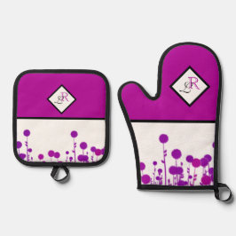 Elegantie Bloeit: Gepersonaliseerd Monogram Ovenwant & Pannenlap Set