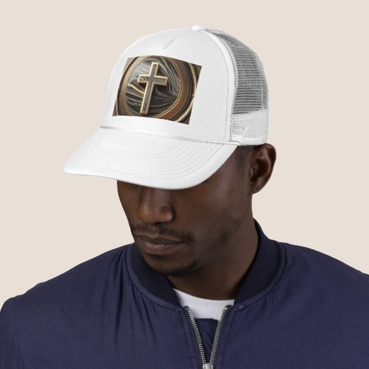 Elegantie in Absolutie Kruis op Marmer Met Verguld Trucker Pet (In situ)