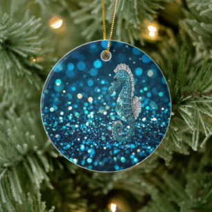 Elegantie in Beweging: Aqua Zeepaardje Op Aqua Bok Keramisch Ornament
