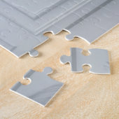 Elegantie in contrast Curly-Haired Woman Legpuzzel (Zijkant)