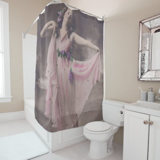  elegantie in roze bloemenjurk douchegordijn (In situ)