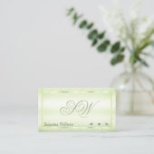 Elegantie Pastel Groen met Diamanten en Monogram Visitekaartje (Staand voorkant)
