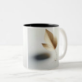 Elegantie van Leaf Design / Golden Custom Coffee M Tweekleurige Koffiemok (Voorkant rechts)