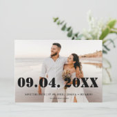 Elegent & Chic Bold Letter Wedding Sla de datum op Feestdagenkaart (Staand voorkant)