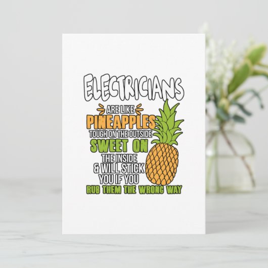 Elektrici zijn als ananassen. aankondiging (Staand voorkant)
