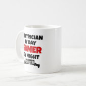 Elektricien bij Day Gamer by Night Koffiemok (Voorkant links)