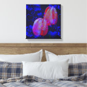Elektrisch blauw hart en roze tulpen canvas afdruk (Insitu (Slaapkamer))