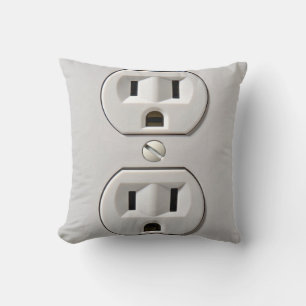 Elektrisch stopcontact inpluggen kussen