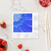 elektrische blauwe gerbera servet (Insitu)