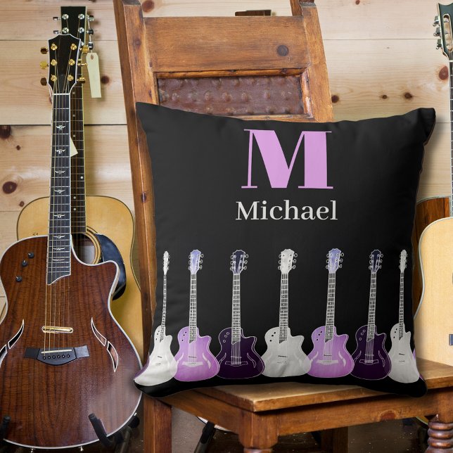 Elektrische Gitaar Roze en Zwart Monogram Kussen (Electric guitar pink and black monogram pillow for guitarists musicians guitar music teachers )