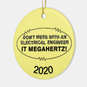 Elektrische ingenieur Megahertz Oval Keramisch Ornament (Links)