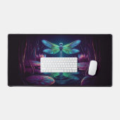 Elektrische libel, opvallende neondieren bureaumat (Keyboard & Muis)