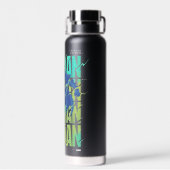 Elektrische oprit met Typografie Waterfles (Achterkant)