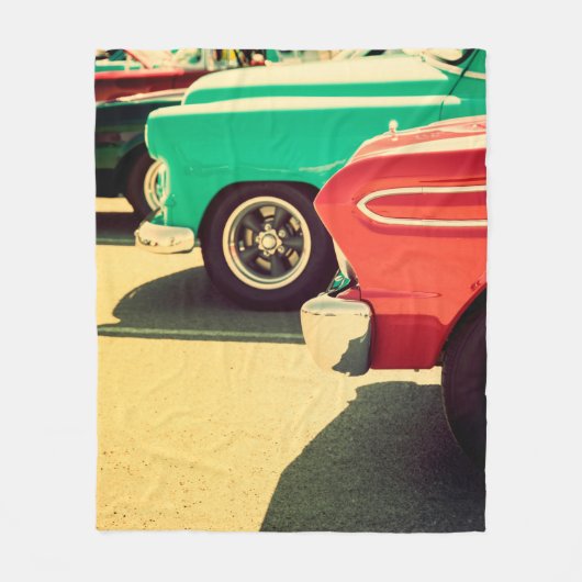 Elektronisch muziektoetsenbord synthesizer met wit fleece deken (Voorkant)