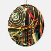 Elektronische aansluiting van computermainboard keramisch ornament (Links)