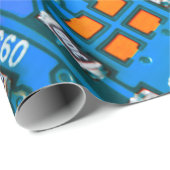 Elektronische printplaat dicht bij de achtergrond, cadeaupapier (Rol Hoek)