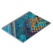 Elektronische printplaat sluiten. computer, semico notitieboek (Linkerzijde)