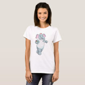 Elephant as Nurse with Medicine T-shirt (Voorkant volledig)