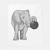 Elephant at Bowling with Bowling ball Fleece Deken (Voorkant)
