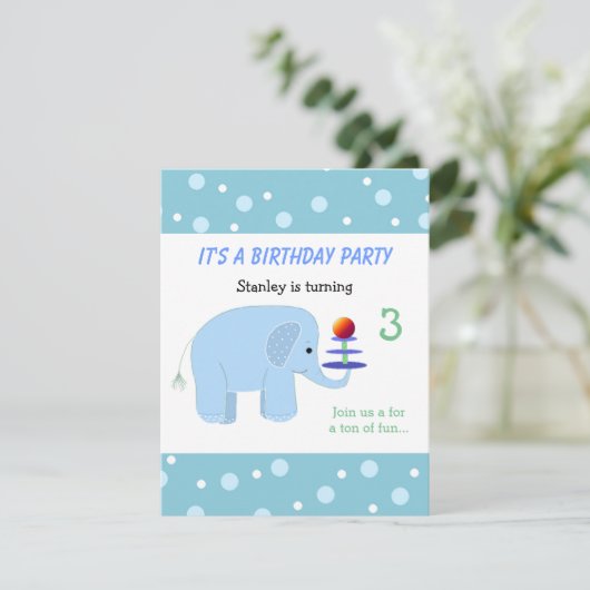 Elephant Balancing Act Birthday Invitation Kaart (Staand voorkant)