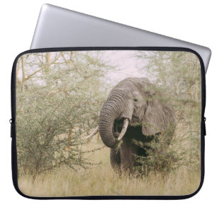 ELEPHANT DIE VAN EEN BOOM AFWEET LAPTOP SLEEVE