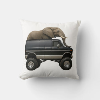 Elephant Driving 4x4 Van Kussen