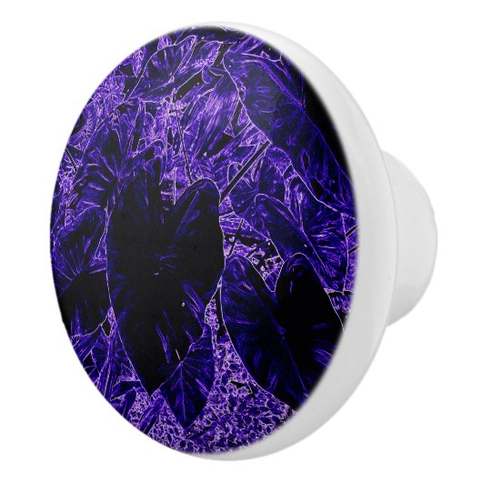 Elephant Ear Leaves in het diepste Paarse Keramische Knop (Rechts)