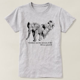 Elephant Family in Procession | Afrikaanse wilde d T-shirt