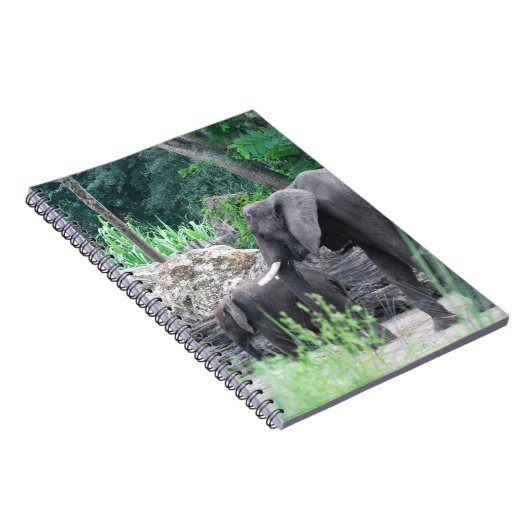 Elephant Family Notebook Notitieboek (Rechterzijde)
