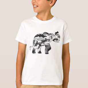 Elephant gemaakt in een grijs patroon van het lege t-shirt