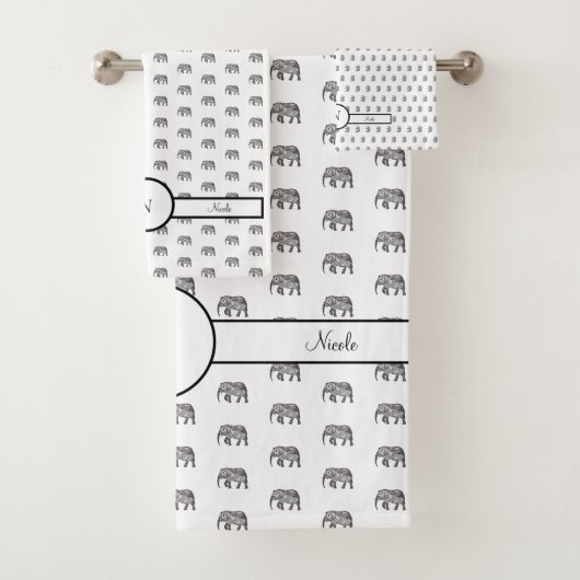 Elephant Geometric Monogram Black en White Bad Handdoek (Insitu)