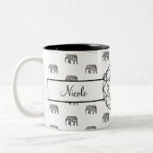Elephant Geometric Monogram Black en White Tweekleurige Koffiemok (Links)