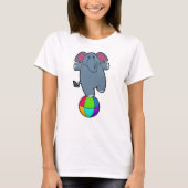 Elephant in Circus met Circus ball T-shirt (Voorkant)