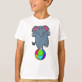 Elephant in Circus met Circus ball T-shirt (Voorkant)
