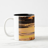 Elephant in de rivier bij Sunset Tweekleurige Koffiemok (Links)