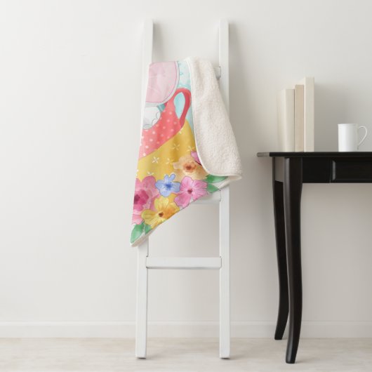 Elephant in een Teacup met Bloemen en de Naam van  Sherpa Deken (In situ)