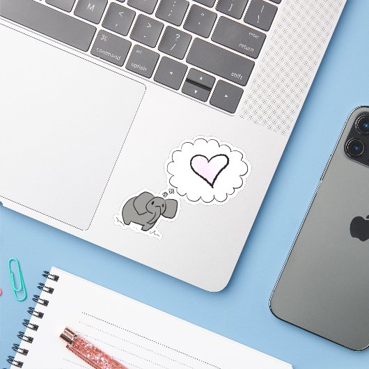 Elephant in liefde sticker (Laptop met iPhone)