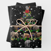 Elephant kerstboom met vlieglicht inpakpapier vel (In situ)