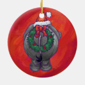 Elephant Kerstmis op rood Keramisch Ornament (Achterkant)