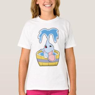 Elephant met Bathtub vol water T-shirt