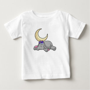 Elephant met Moon