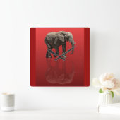 ELEPHANT ON RED VIERKANTE KLOK (Huis)