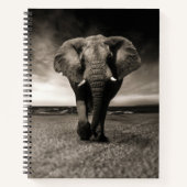 Elephant op Run Notitieboek (Voorkant)