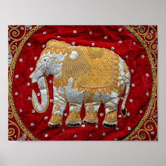 Elephant Red en Gold in India Poster (Voorkant)
